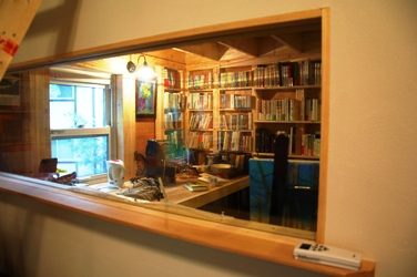 FIX窓より書斎を除く